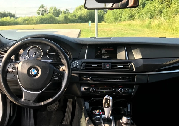 BMW Seria 5 cena 60800 przebieg: 228000, rok produkcji 2016 z Skierniewice małe 191